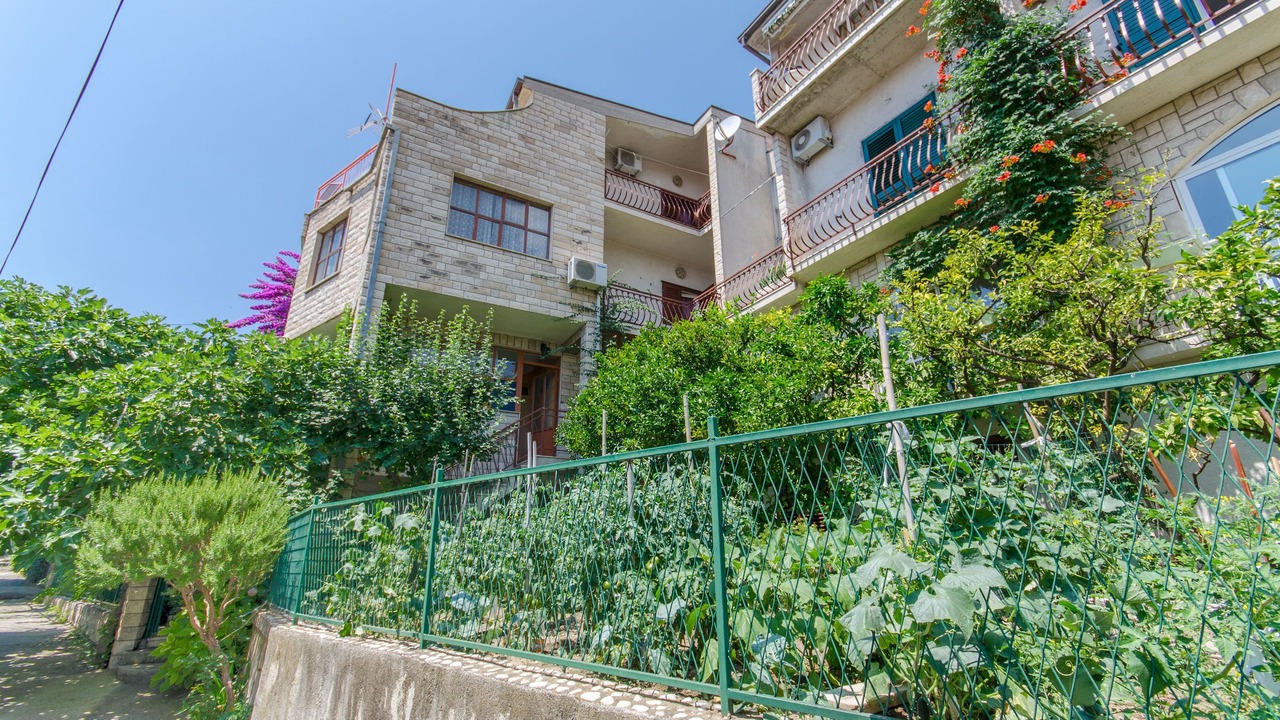Photo of Outdoor in Bili brig