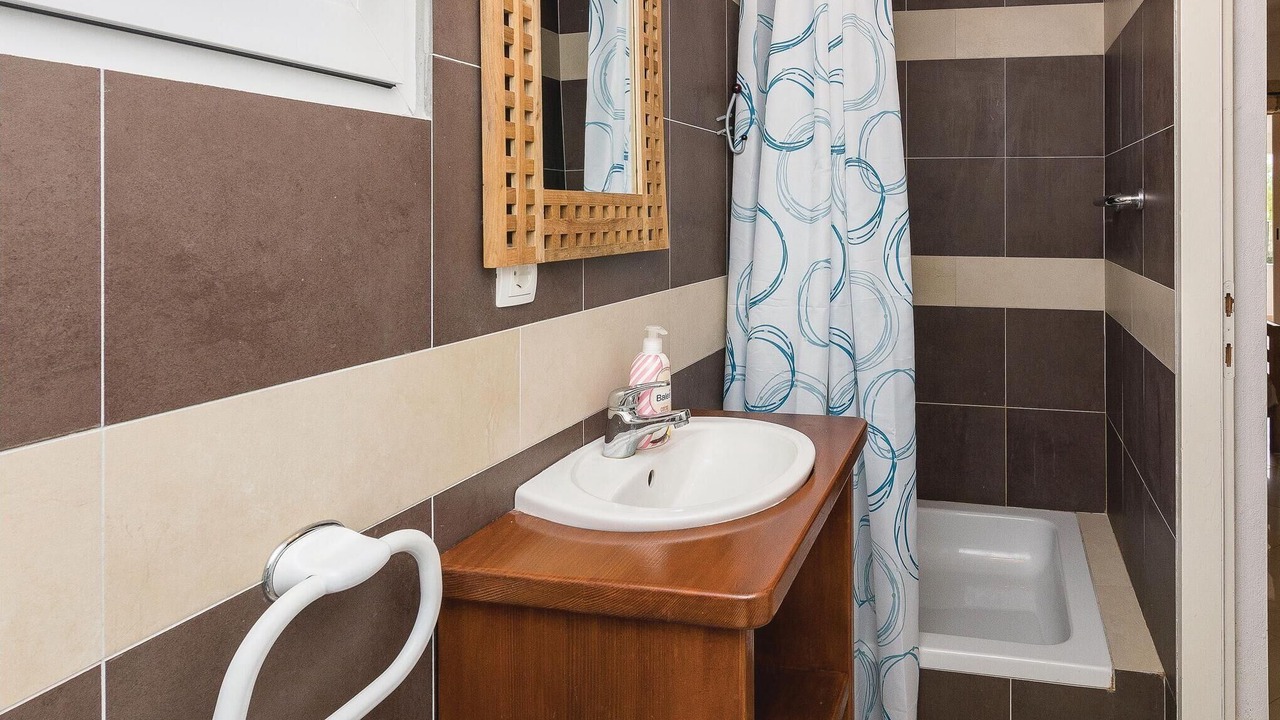 Photo of Bathroom in Vir