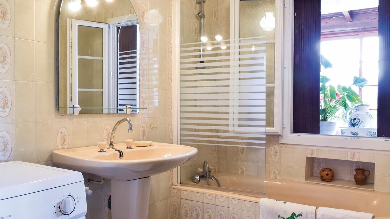 Photo of Bathroom in Massugas
