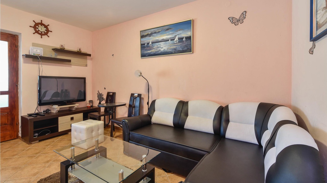 Photo of Bedroom in Skrip