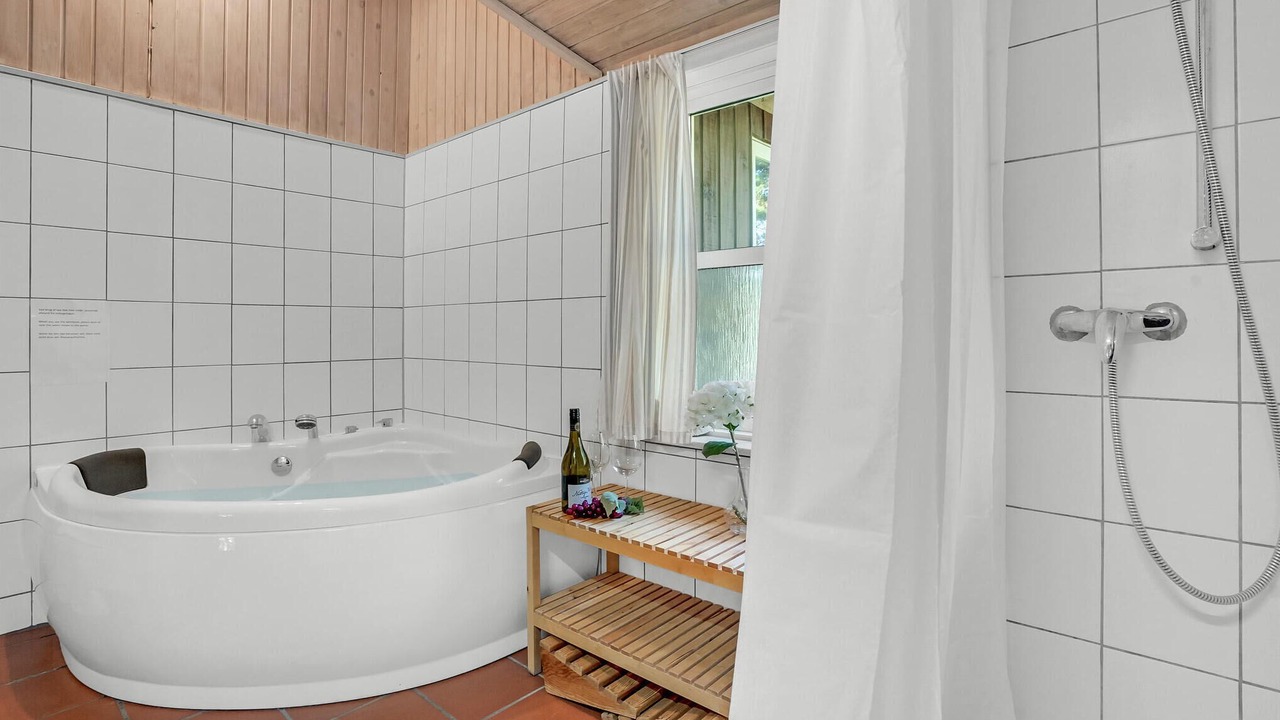 Photo of Bathroom in Havneby