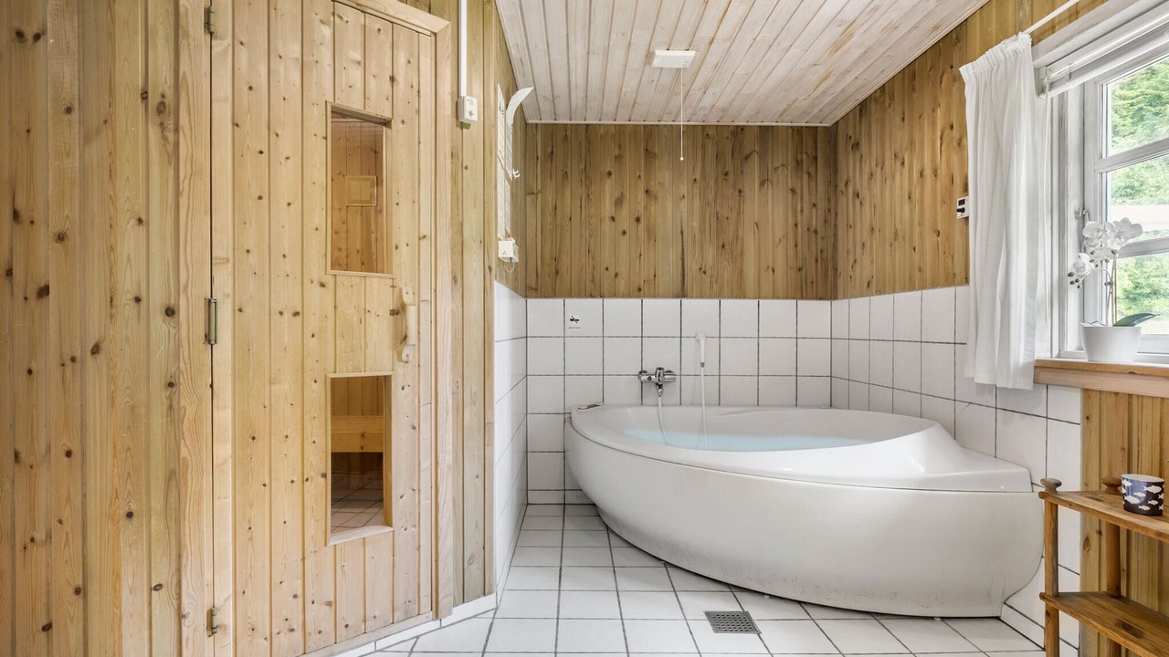 Photo of Bathroom in Tranum