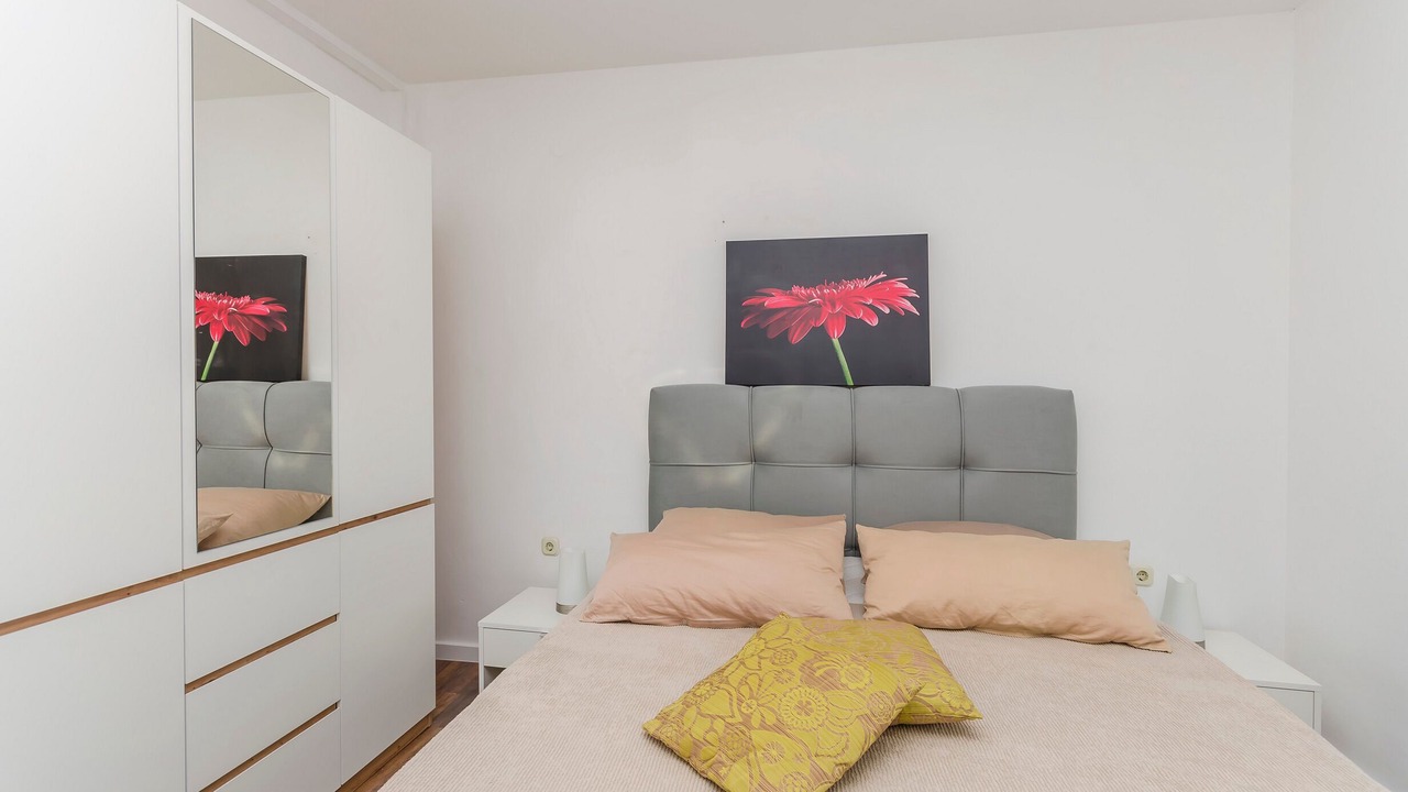 Photo of Bedroom in Novalja