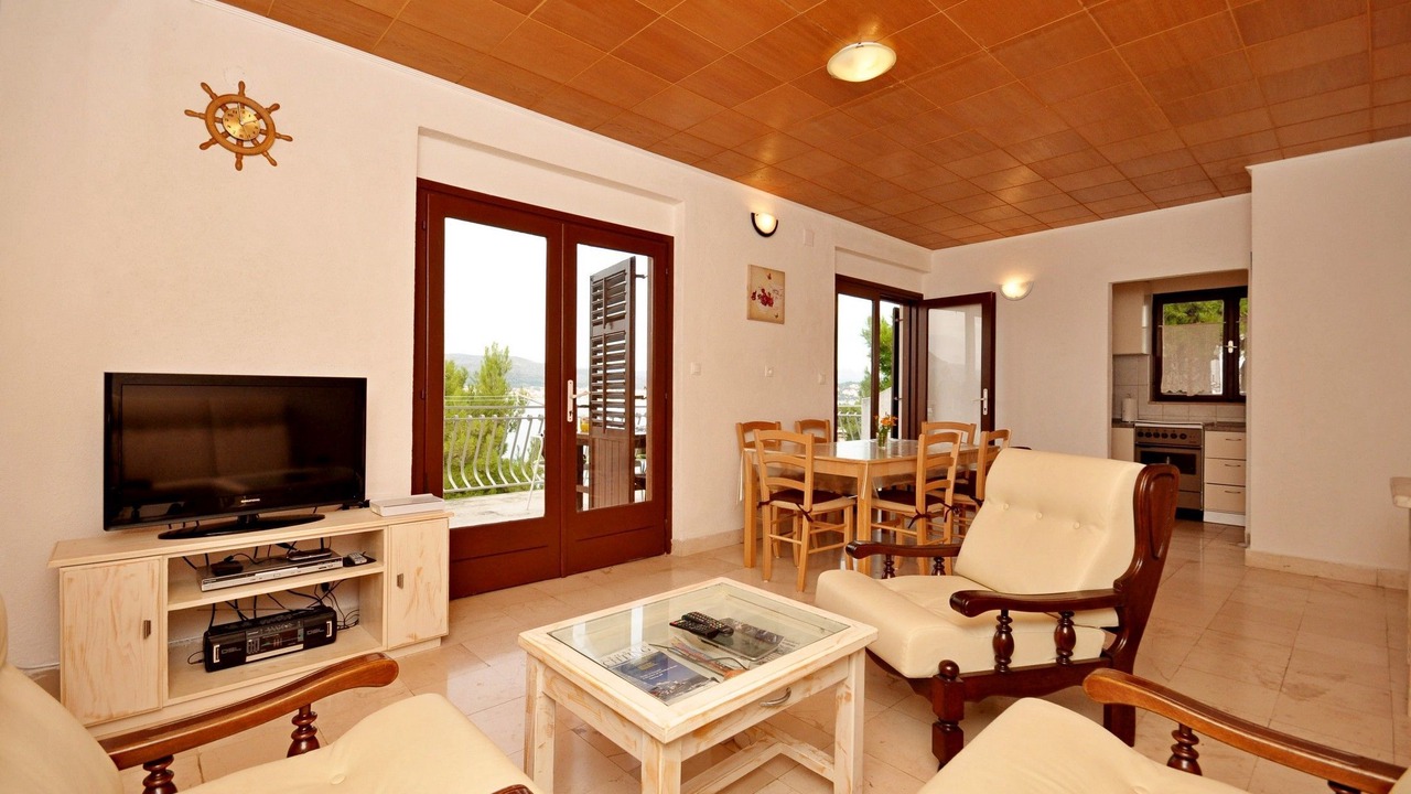 Photo of Livingroom in Okrug Donji