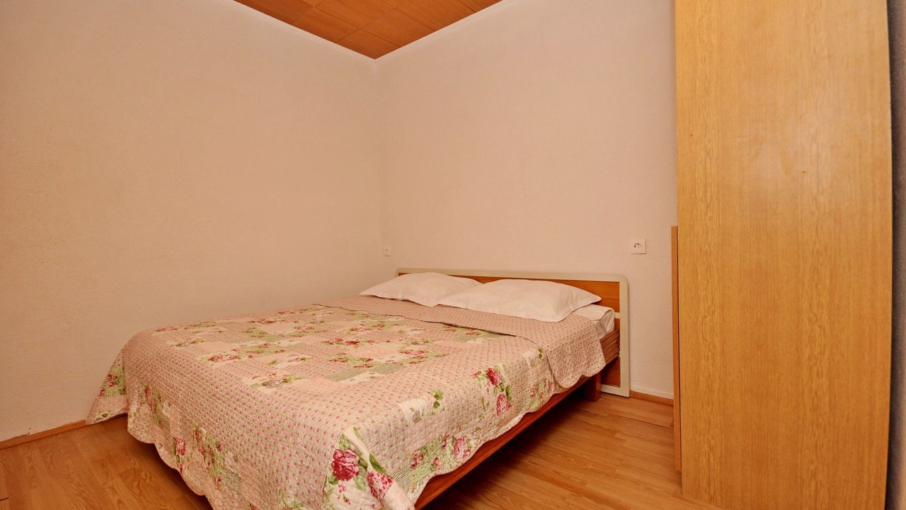 Photo of Bedroom in Okrug Donji