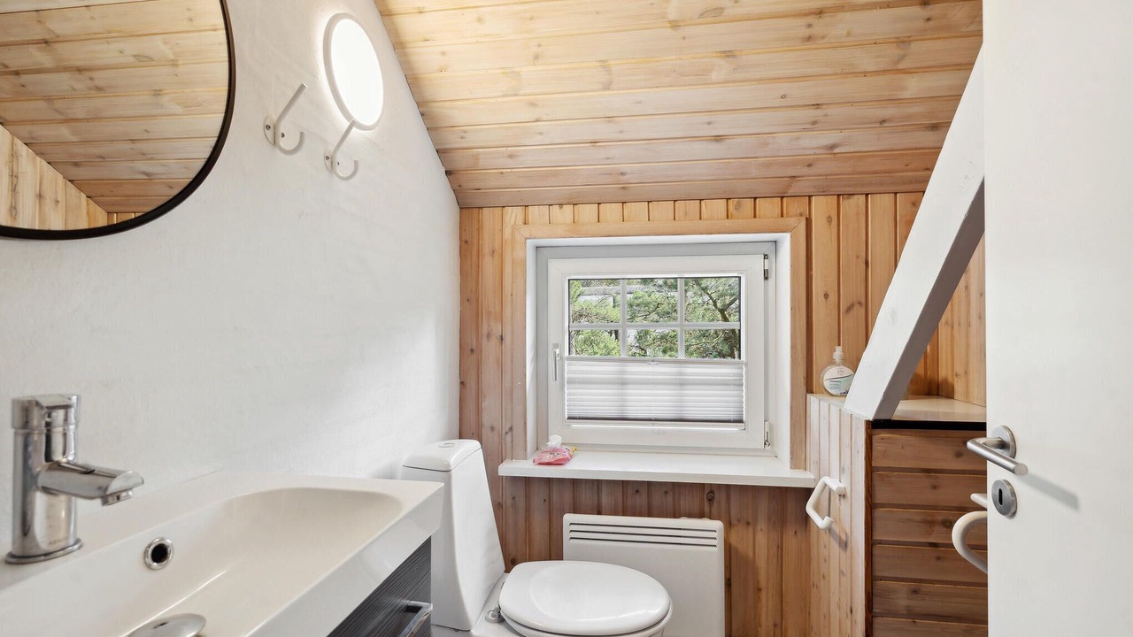 Photo of Bathroom in Havneby