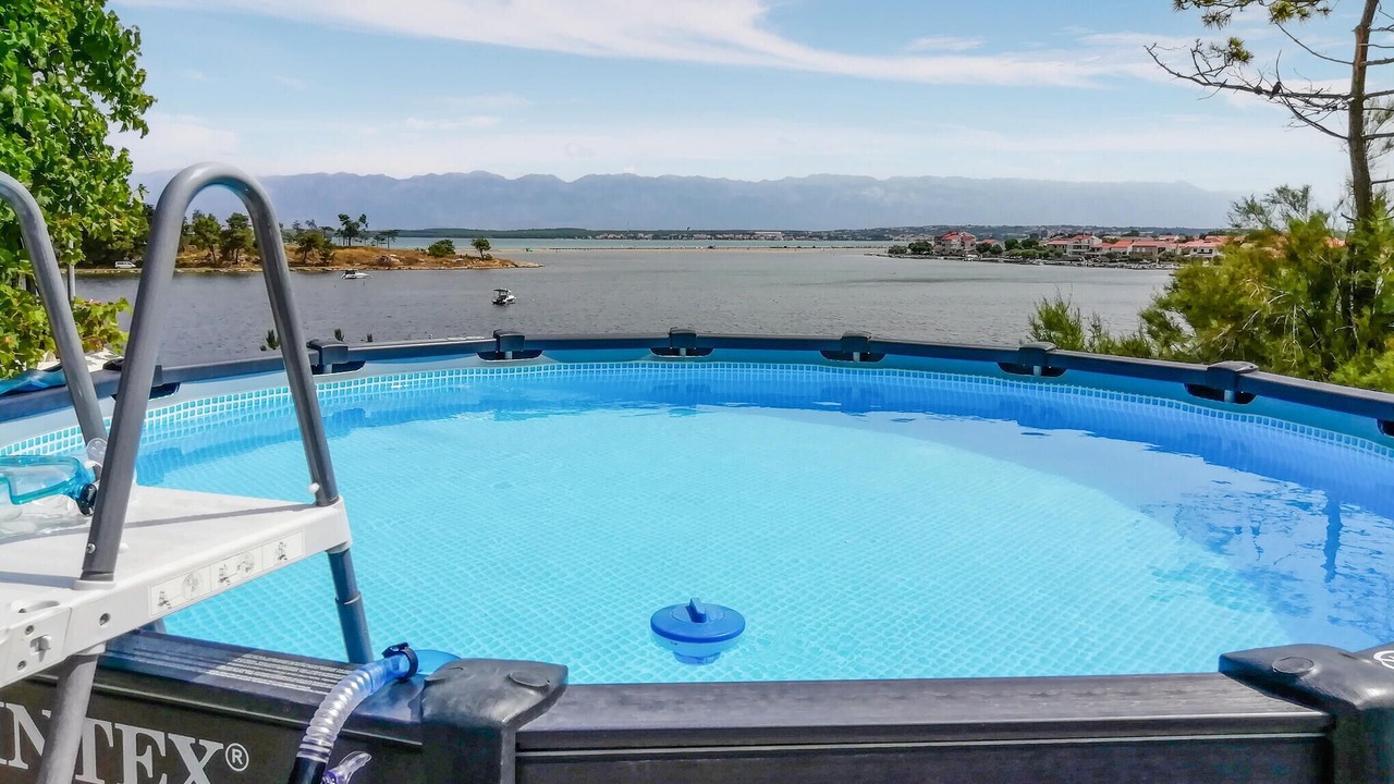 Photo of Outdoor in Nin