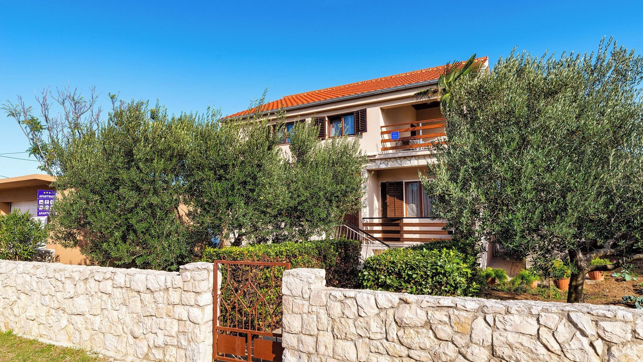Photo of Outdoor in Nin