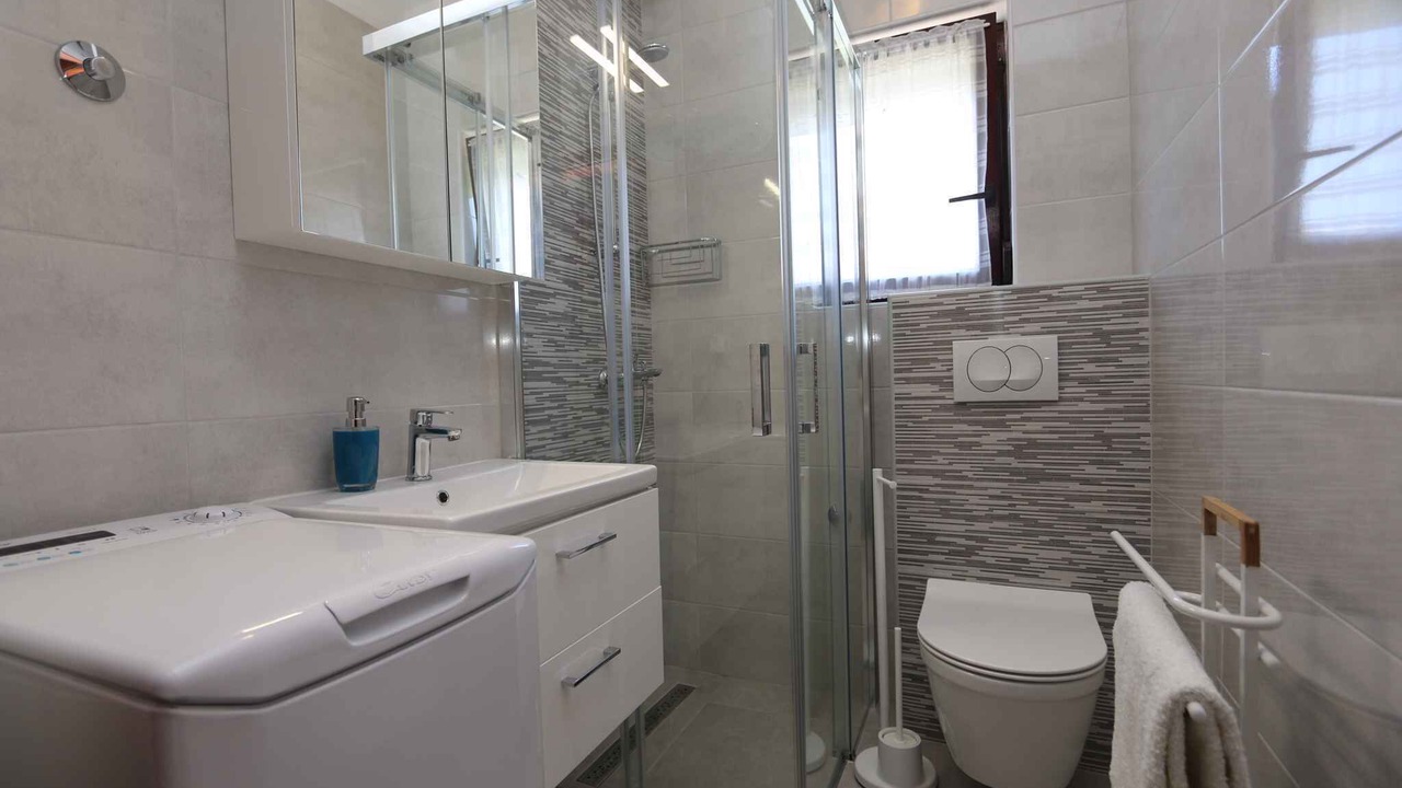 Photo of Bathroom in Silo
