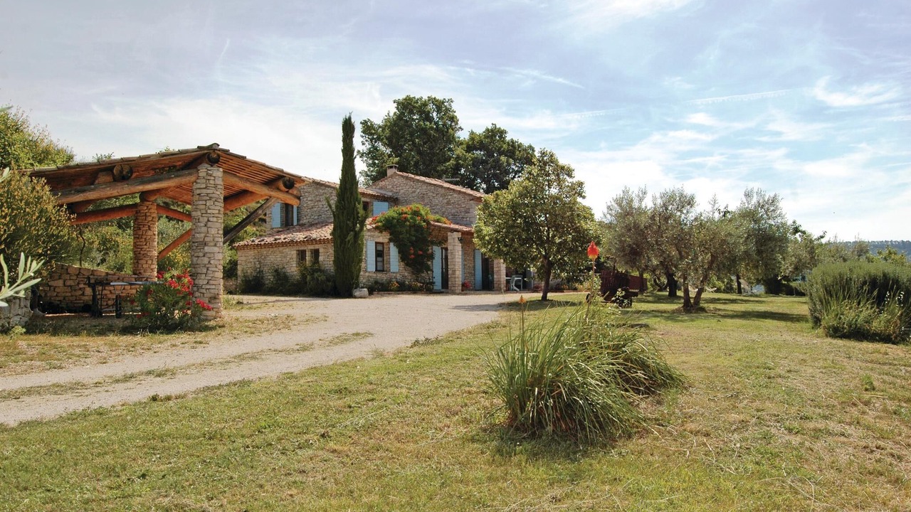 Photo of Others in Sainte-Croix-a-Lauze