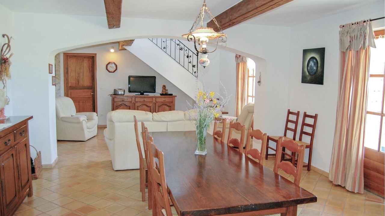 Photo of Bedroom in Sainte-Croix-a-Lauze