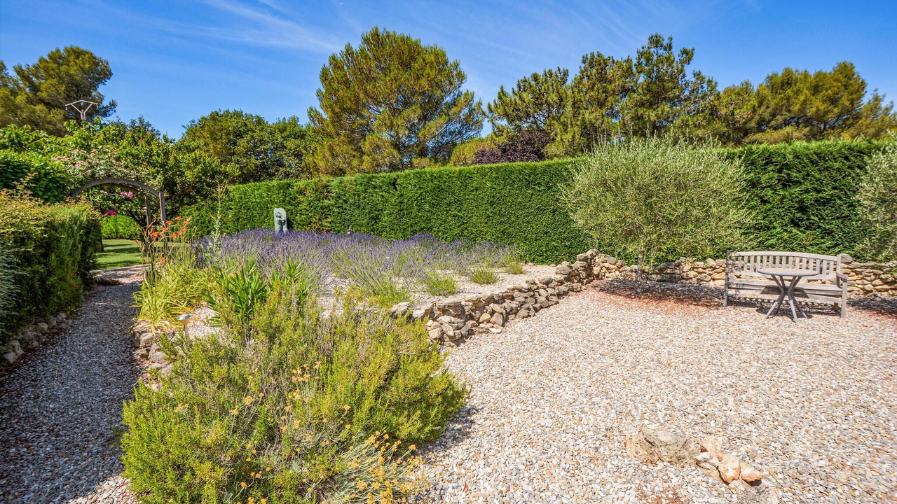 Photo of Others in Saint-Cannat