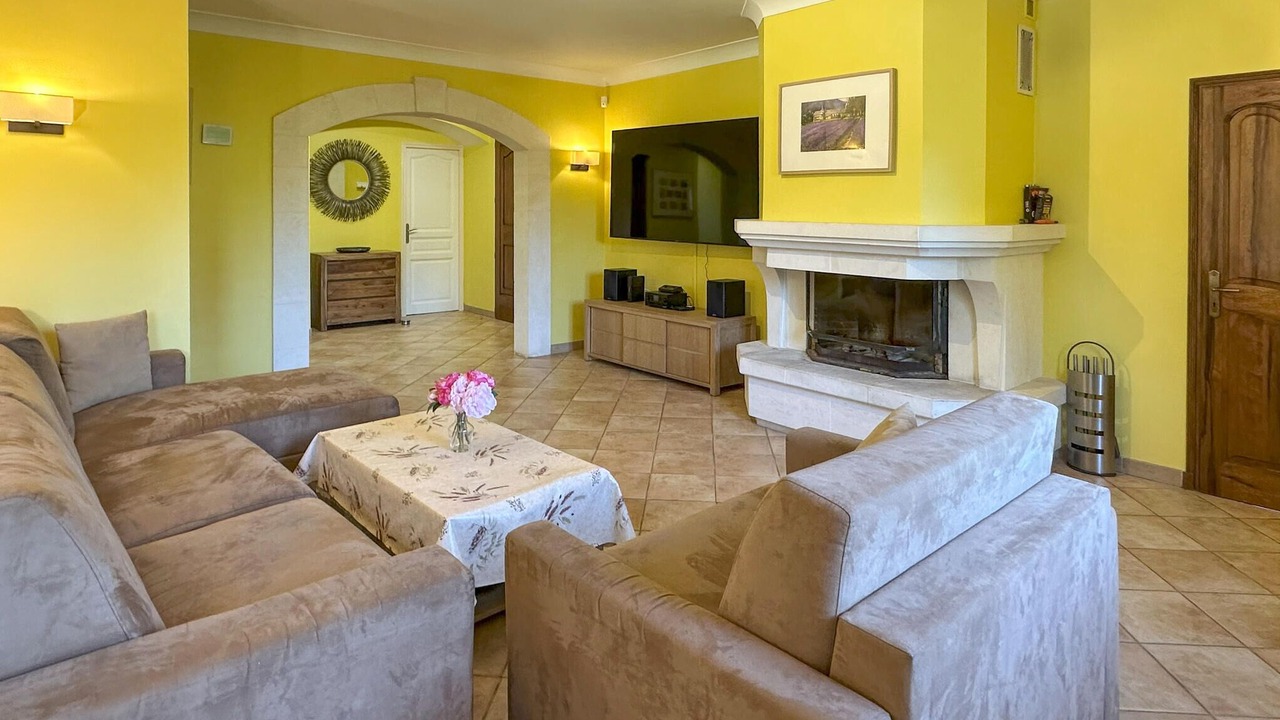 Photo of Bedroom in Saint-Cannat