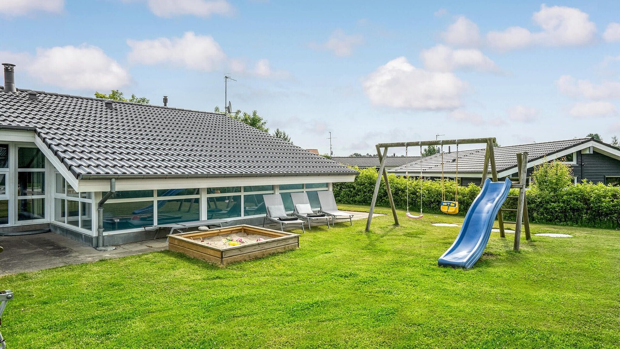 Photo of Others in Lyngsbæk Strand