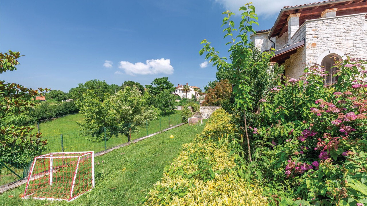 Photo of Outdoor in Diklici