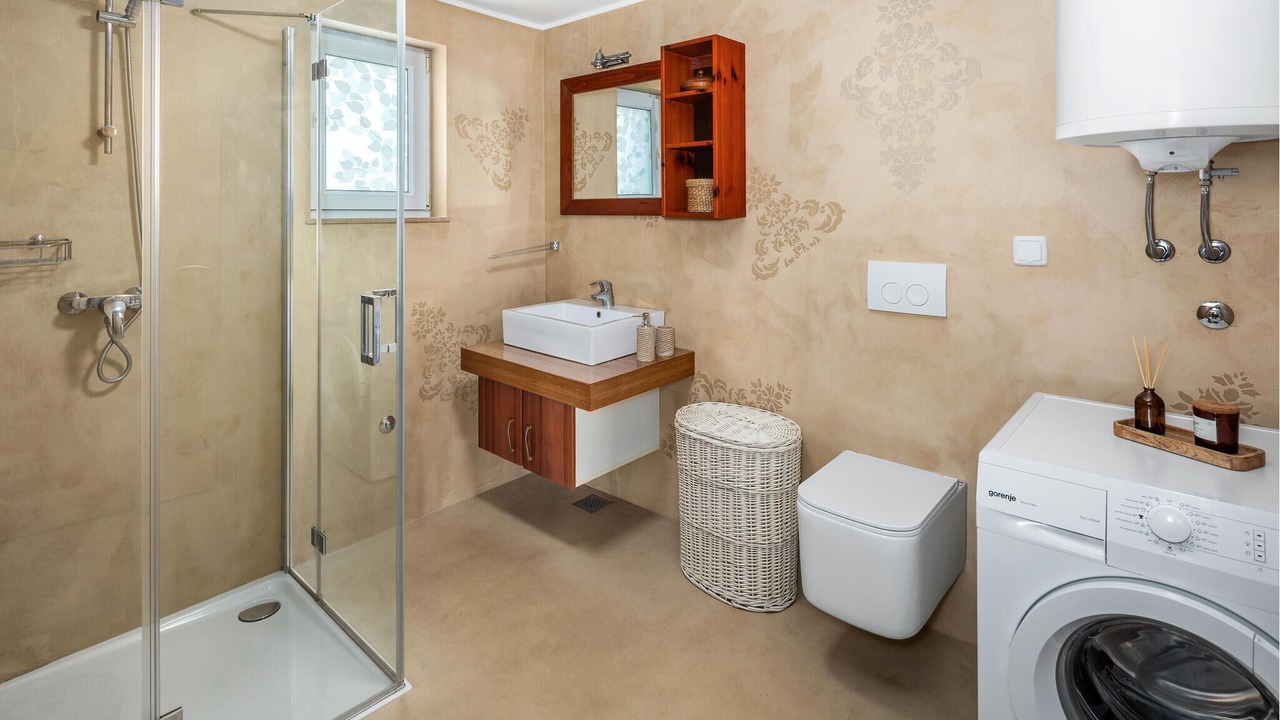 Photo of Bathroom in Valbandon