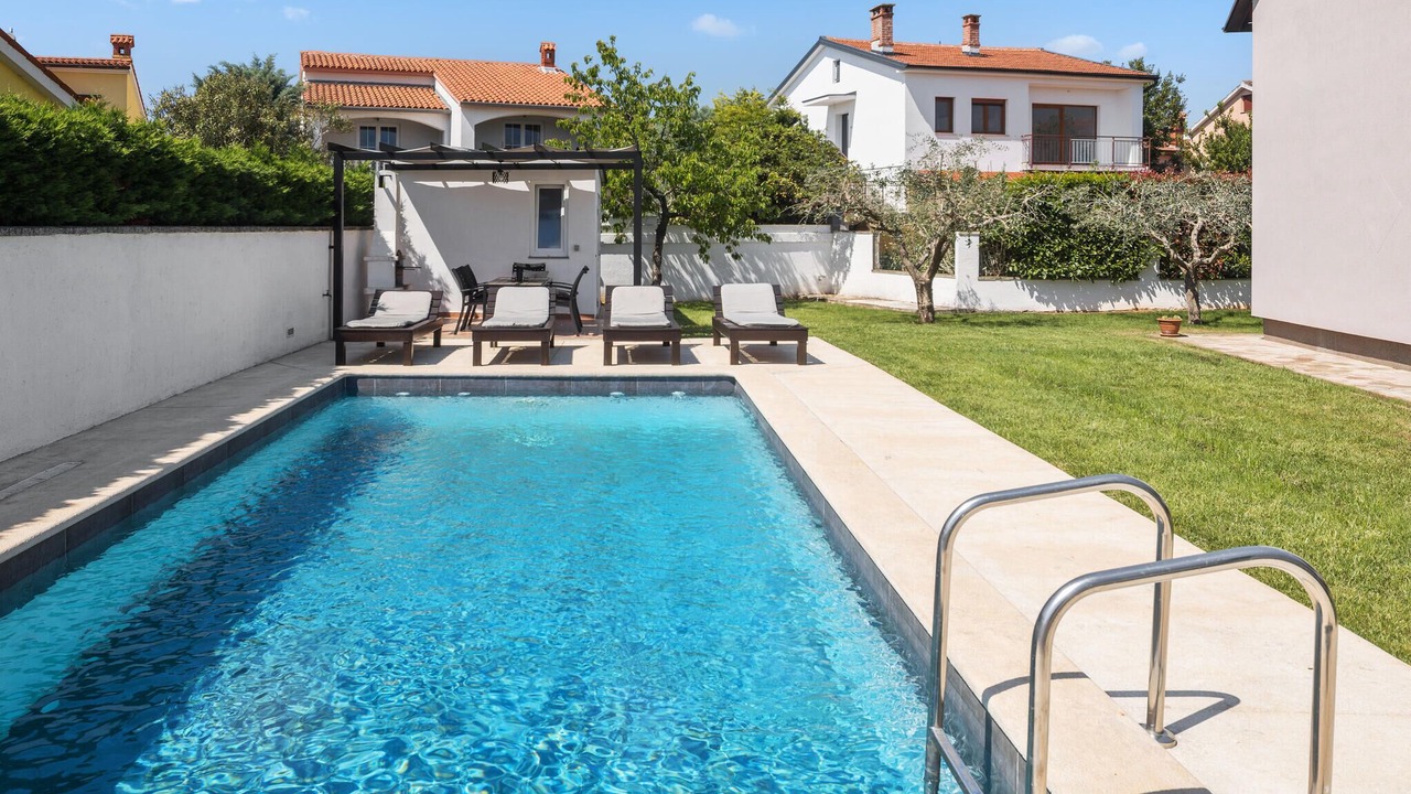 Photo of Outdoor in Valbandon
