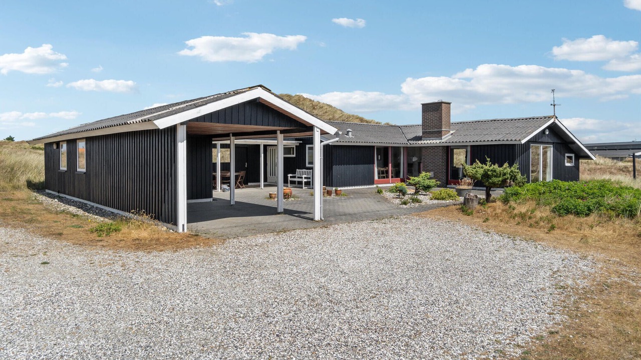 Photo of Others in Haurvig