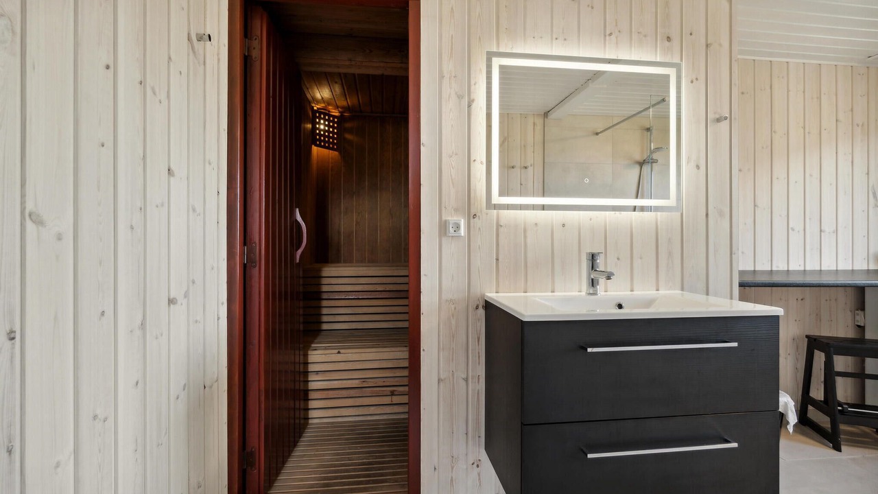 Photo of Bathroom in Haurvig