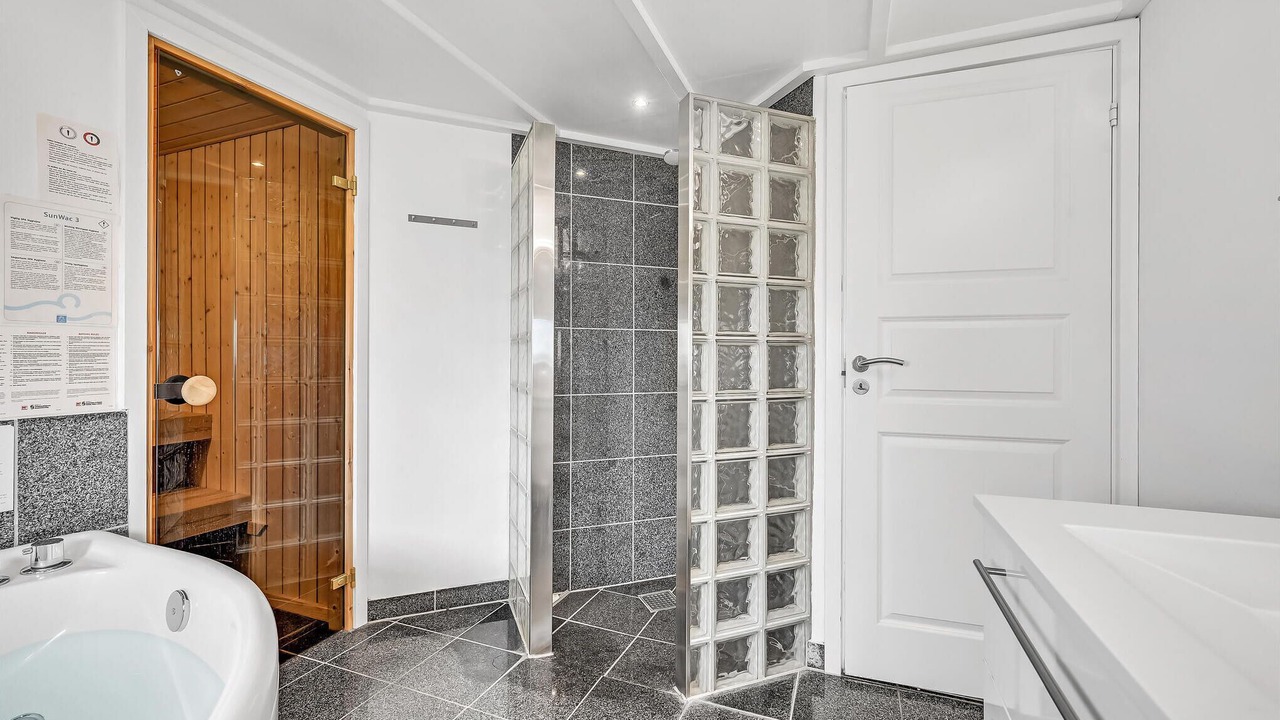 Photo of Bathroom in Spodsbjerg