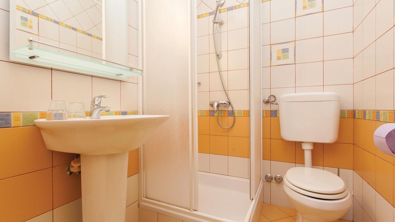 Photo of Bathroom in Kornic
