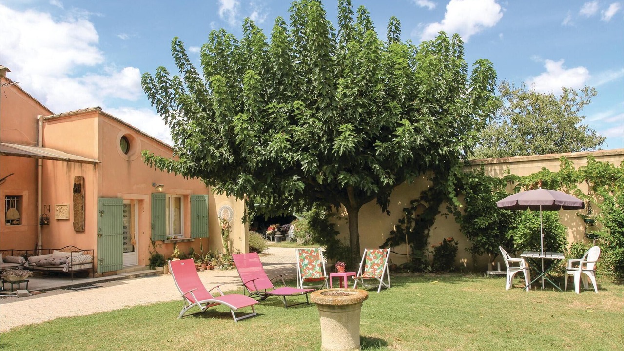 Photo of Others in Caderousse