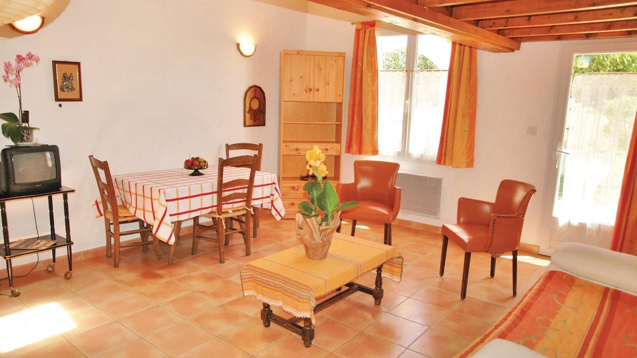 Photo of Bedroom in Caderousse
