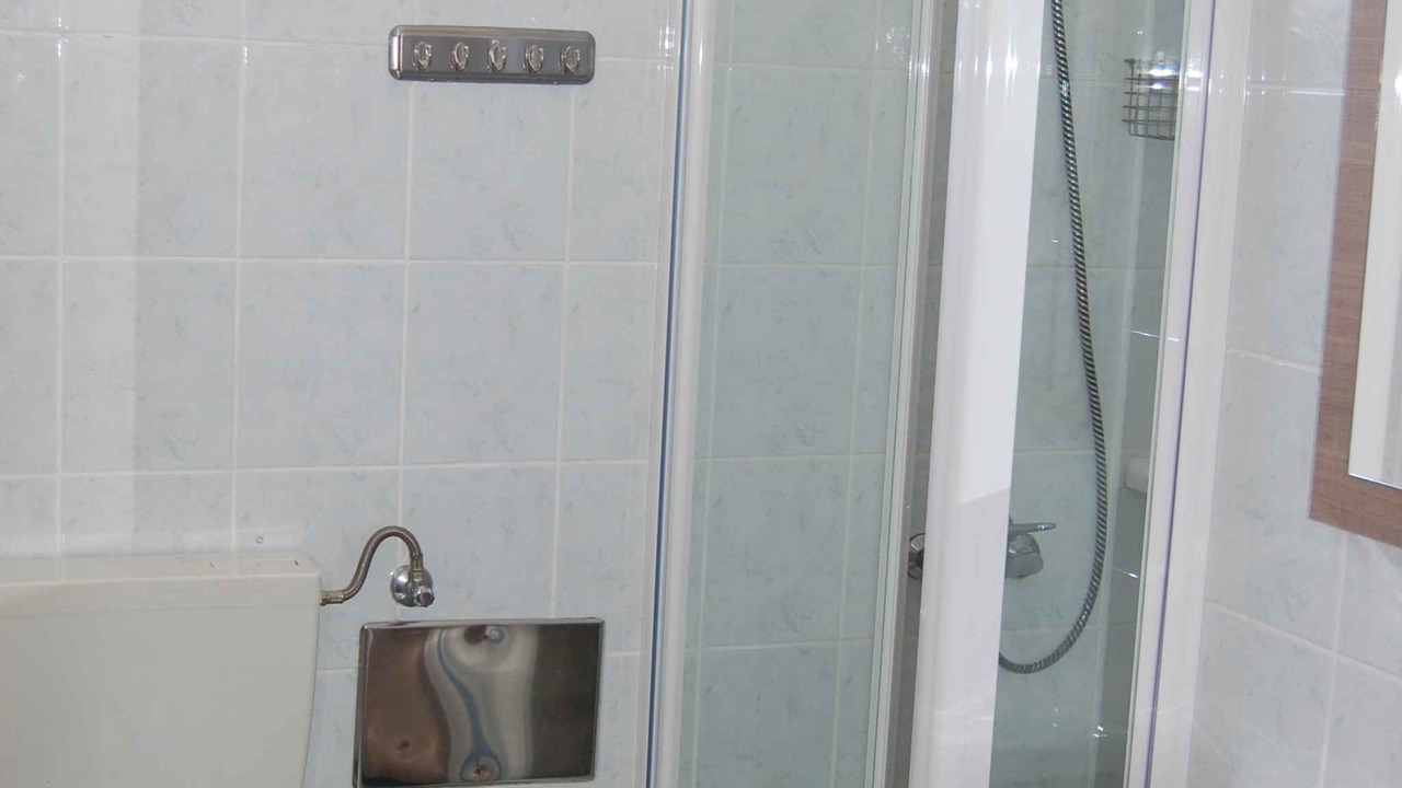 Photo of Bathroom in Verunic
