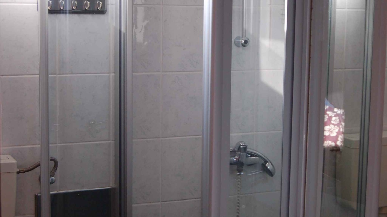 Photo of Bathroom in Verunic