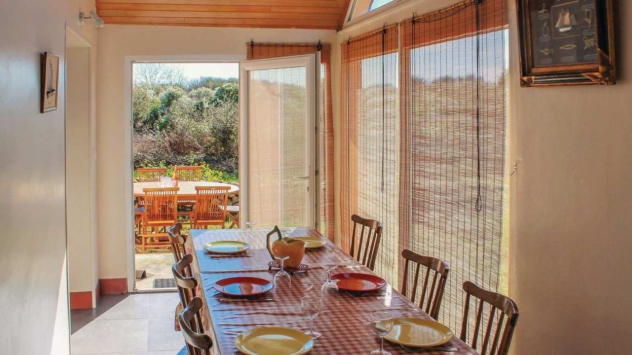Photo of Bedroom in Plogoff