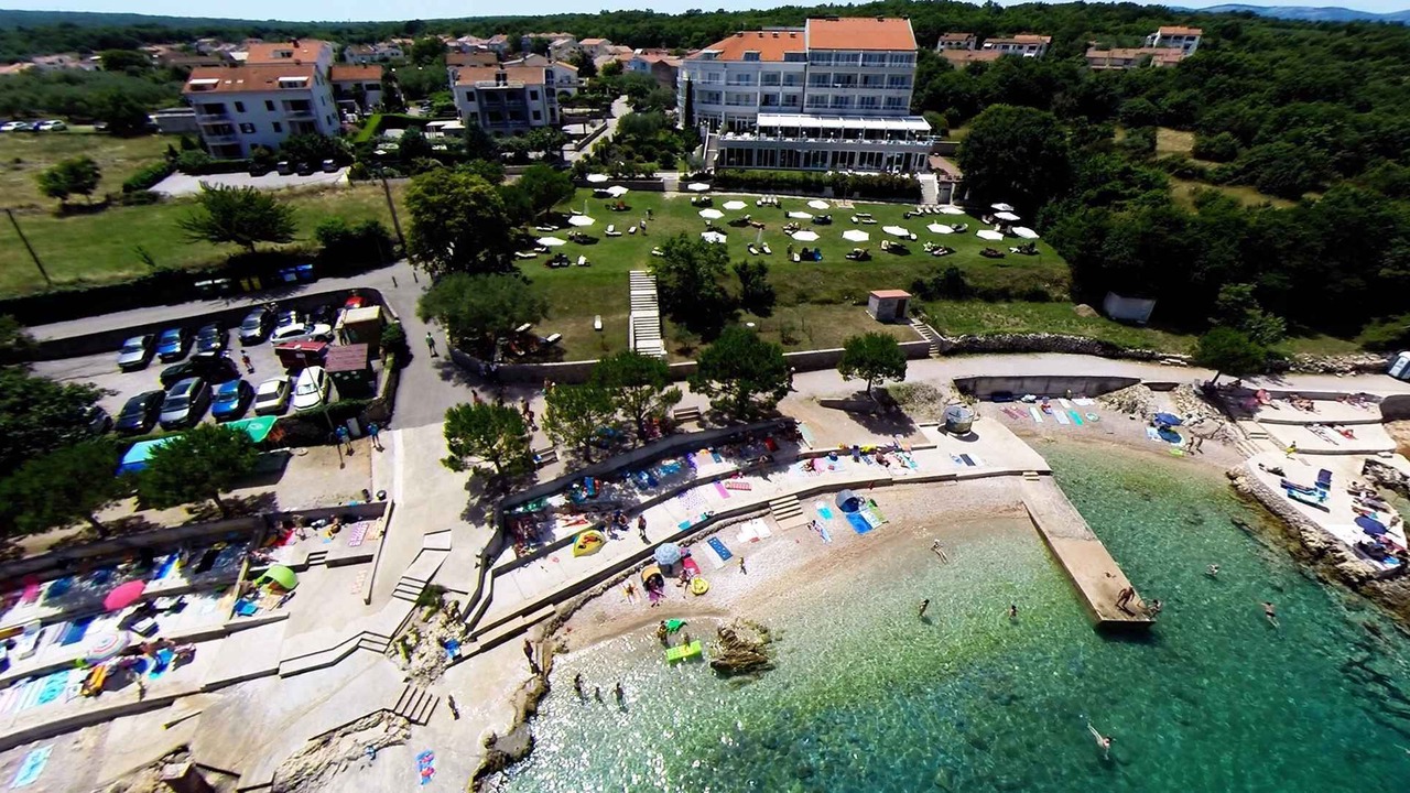 Photo of Others in Porat