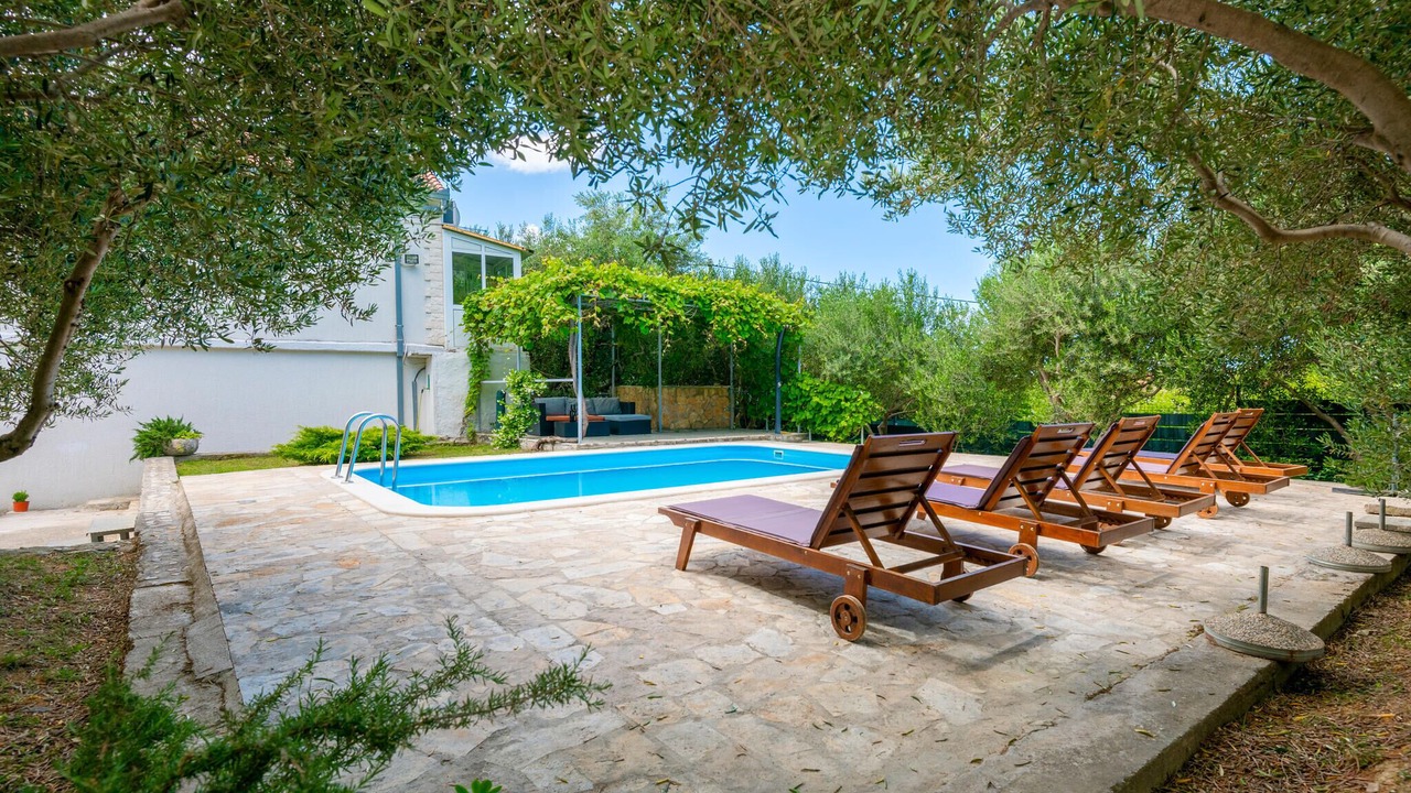 Photo of Outdoor in Kastel Sucurac