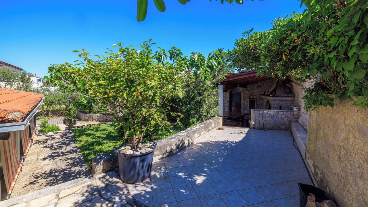 Photo of Patio Balcony in Krk