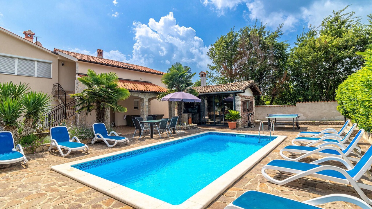 Photo of Outdoor in Vinez