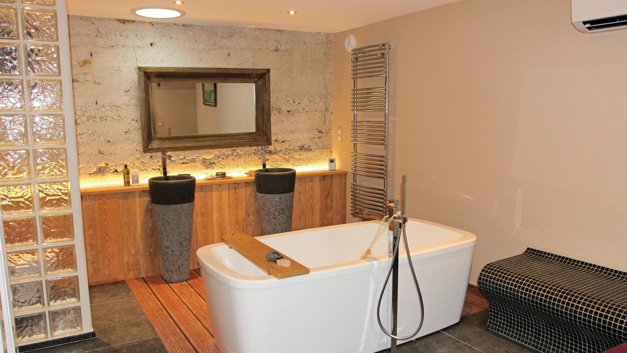 Photo of Bathroom in La Batie-Rolland