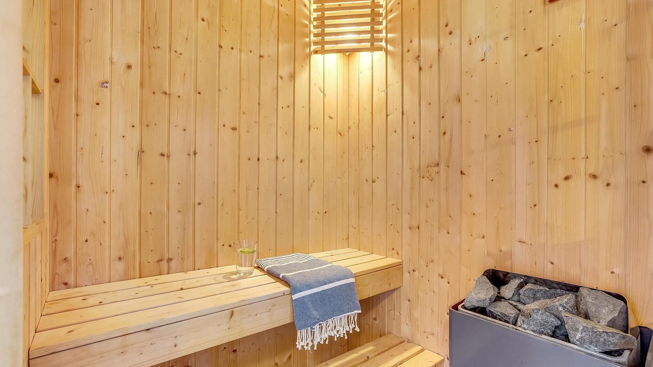 Photo of Others in Øhuse