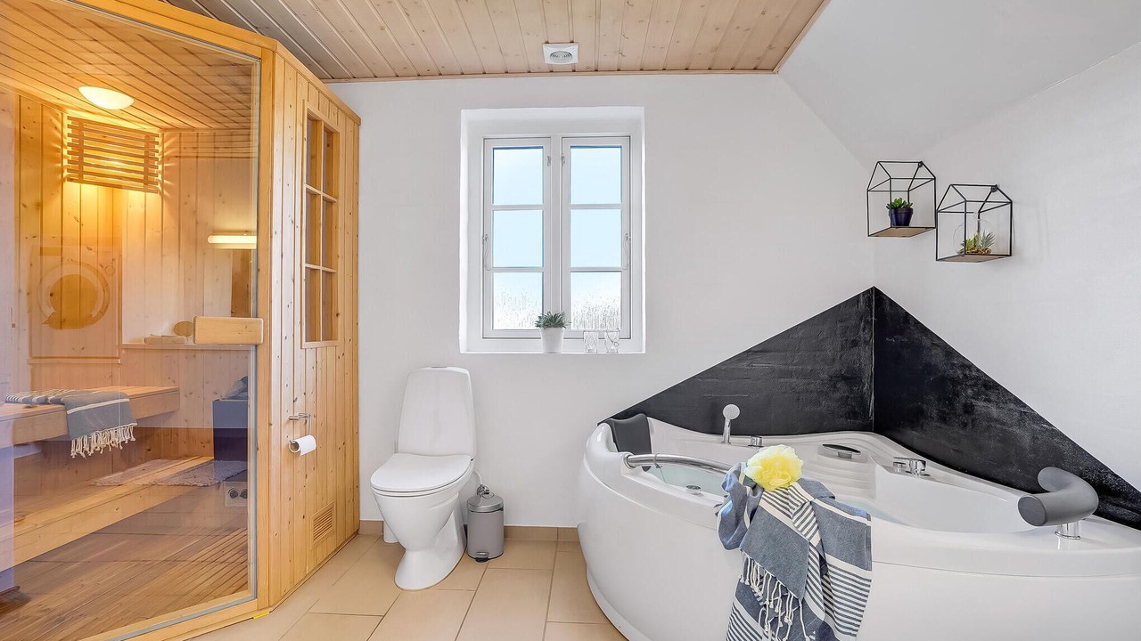 Photo of Bathroom in Øhuse