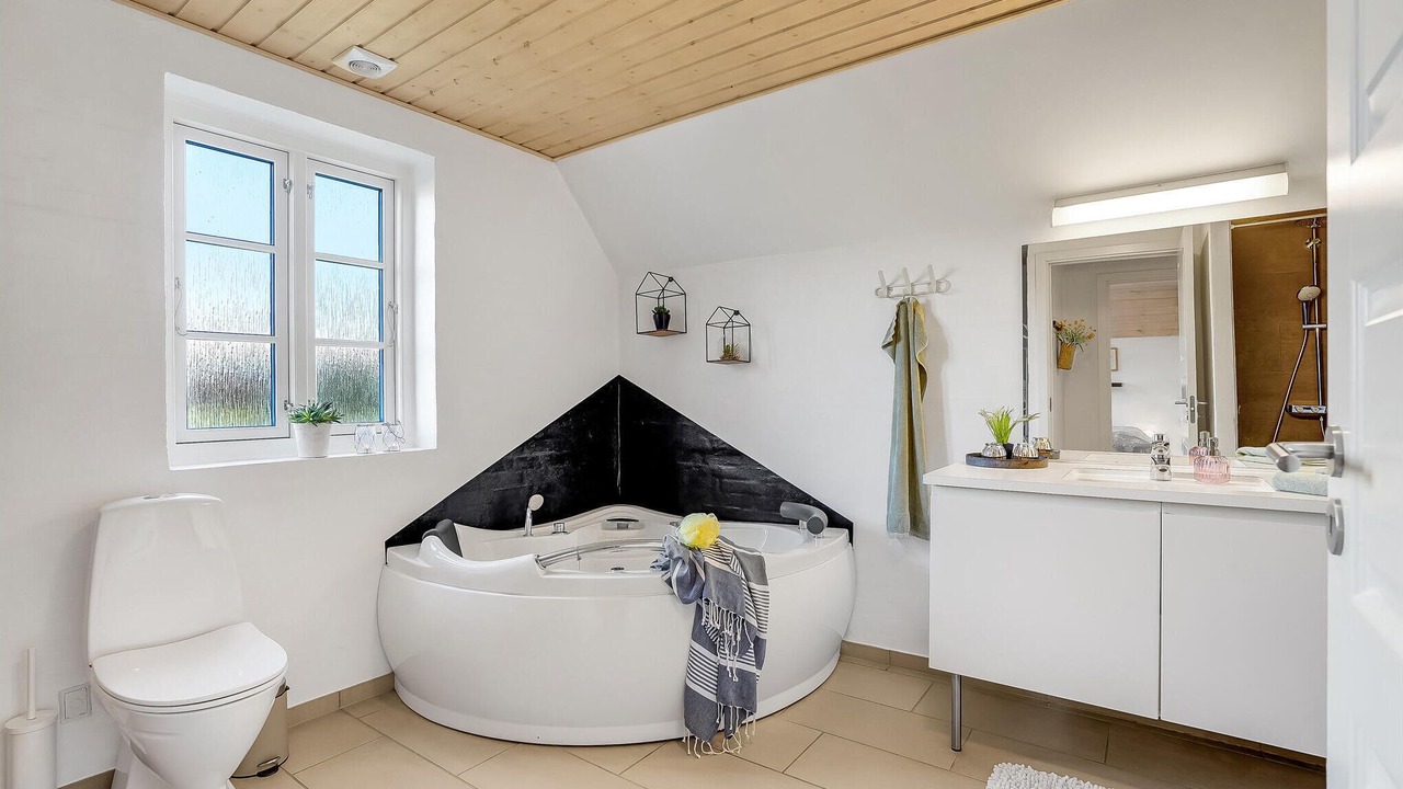 Photo of Bathroom in Øhuse