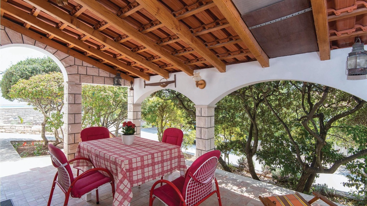 Photo of Patio Balcony in Potirna