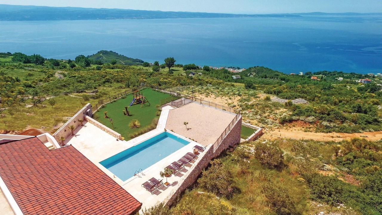 Photo of Outdoor in Podstrana