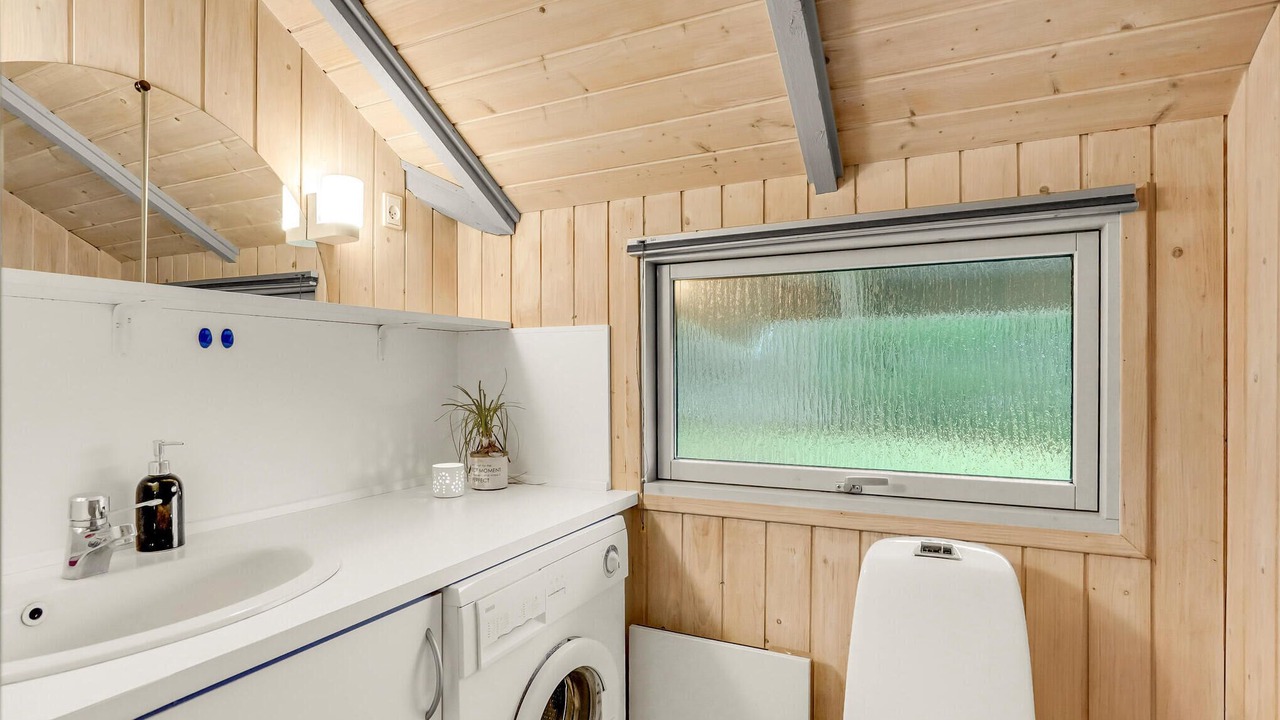 Photo of Bathroom in Jegum