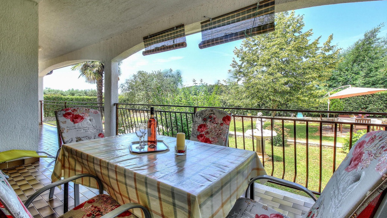 Photo of Patio Balcony in Mugeba