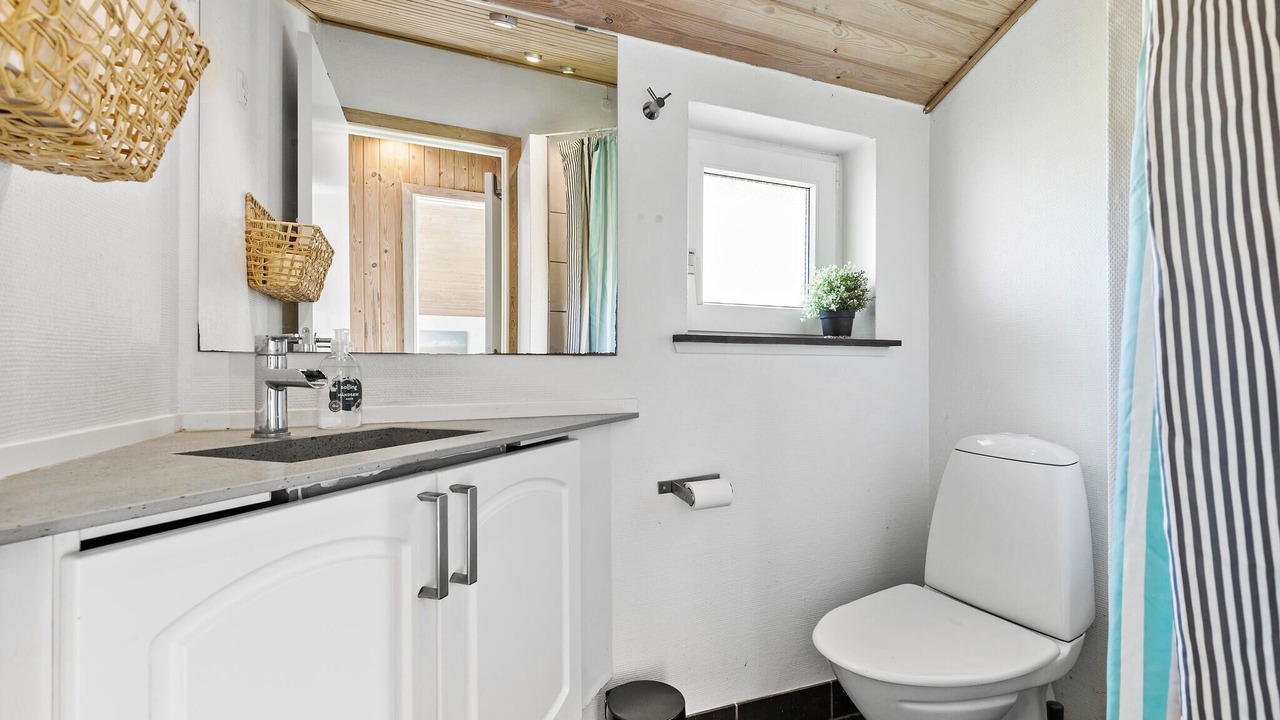 Photo of Bathroom in Øer Strand
