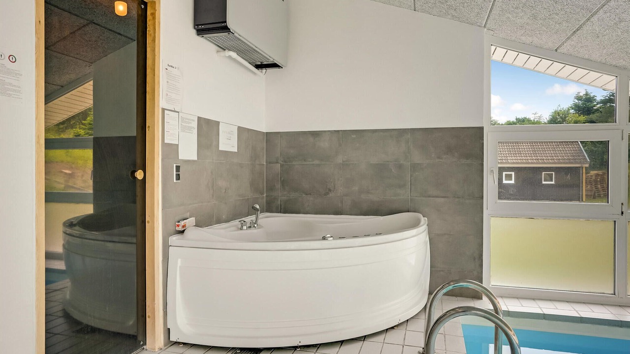 Photo of Bathroom in Lyngsbæk Strand