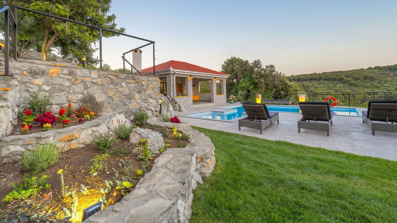 Photo of Outdoor in Okrug Donji