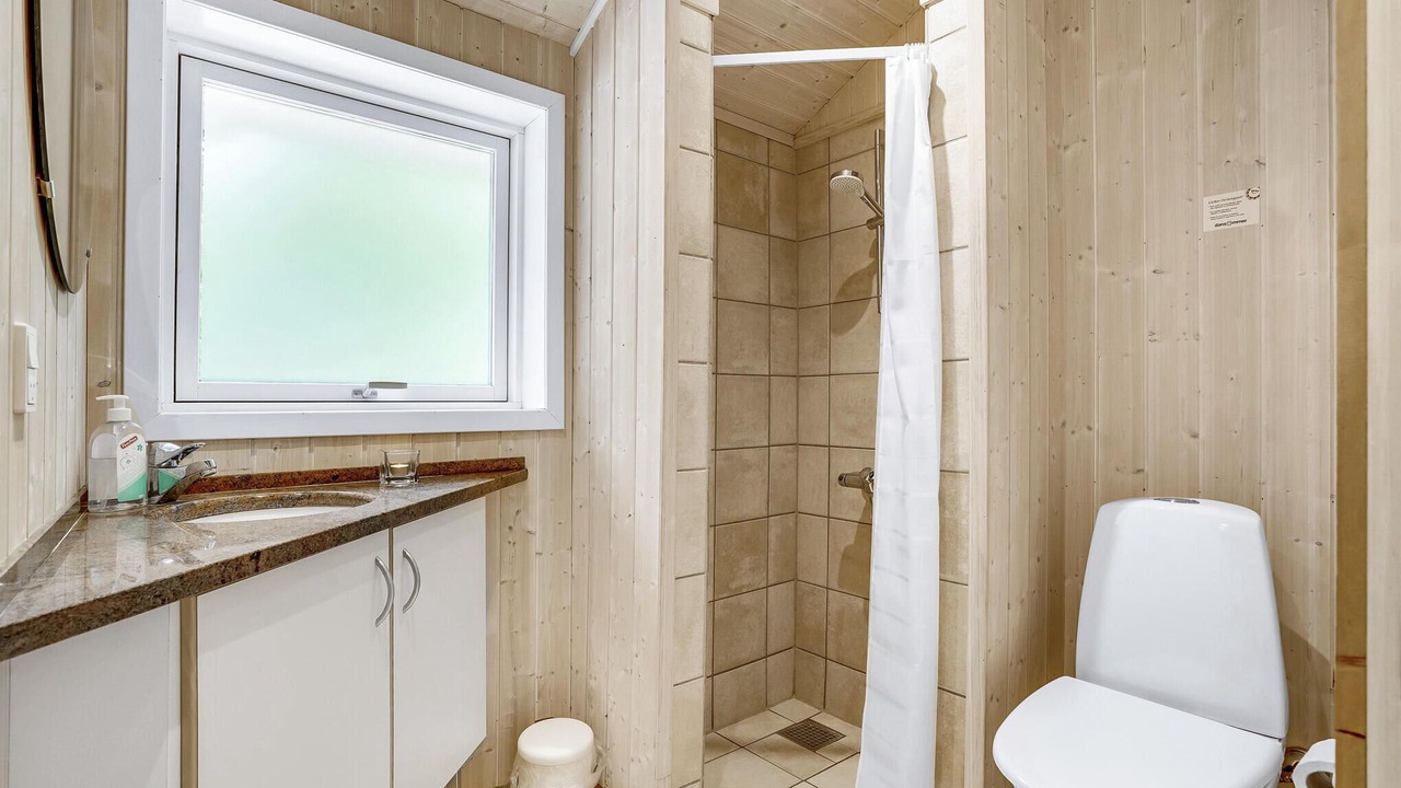 Photo of Bathroom in Vemb