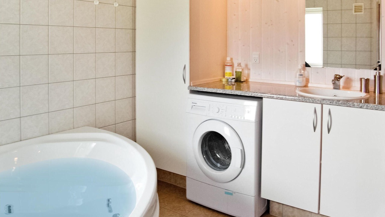 Photo of Bathroom in Flovt Strand
