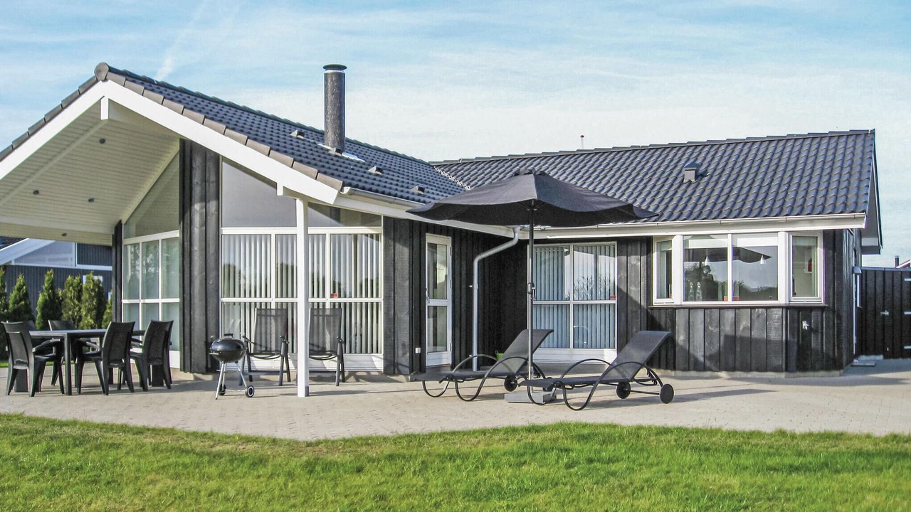 Photo of Outdoor in Flovt Strand