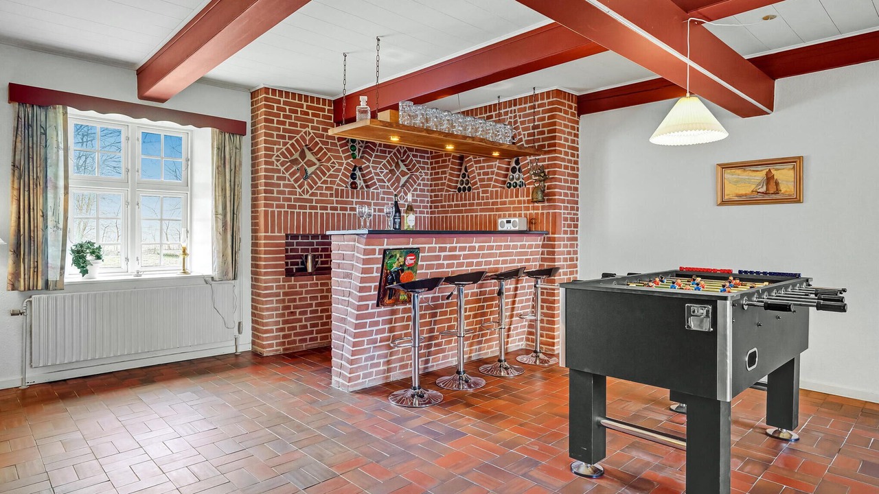 Photo of Others in Vragard