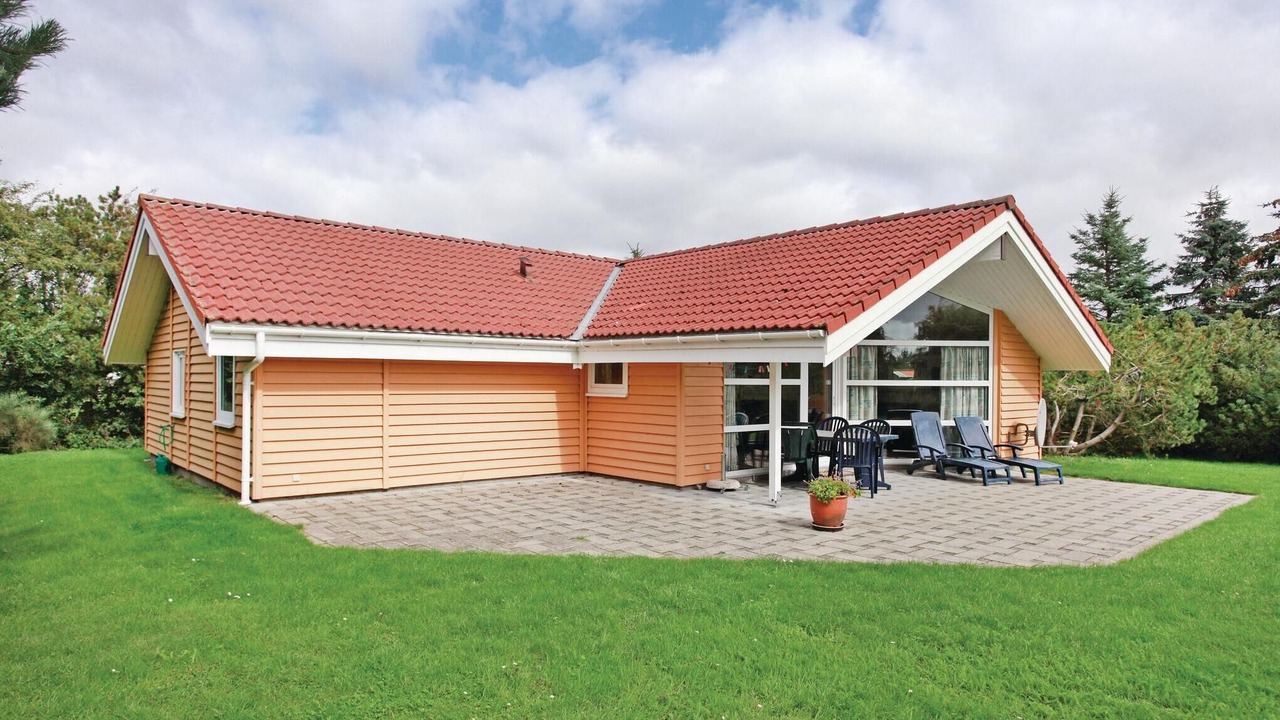 Photo of Outdoor in Boeslunde
